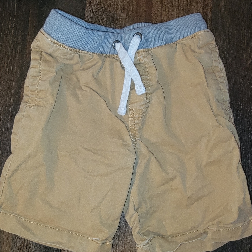 Boys 5T shorts khaki color